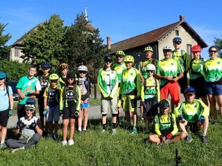 le-bidoyon-lance-la-nouvelle-saison-du-club-notamment-avec-son-traditionnel-week-end-club-a-la-fin-d-octobre-prevu-cette-annee-dans-le-beaujolais-photo-le-dl-s-c-c-1695825768